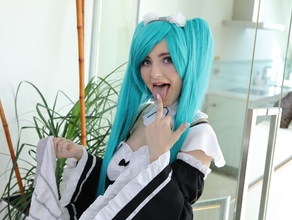Cosplay All The Way: Sis Gets A Creampie 14