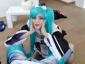 Cosplay All The Way: Sis Gets A Creampie 65